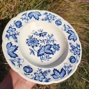 Vintage Johnson Brothers England Windsor Ware Blue Floral Bowl ~ Pretty! ~ VGUC